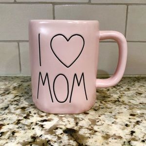 Rae Dunn Light Pink “I (Heart) Mom” ceramic mug